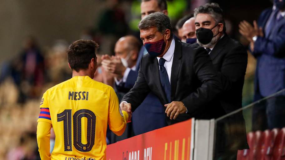 El regreso de Lionel Messi al Barcelona: Explicando la explosiva guerra de palabras entre Xavi y Joan Laporta