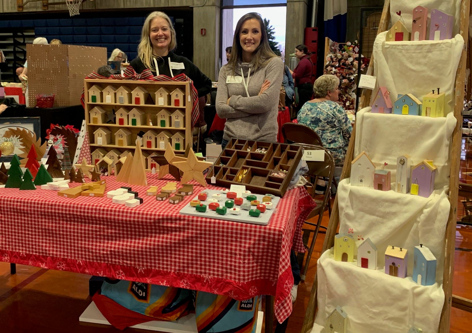 Need to start Christmas shopping? Pilot Club of Oak Ridge's Arts and ...