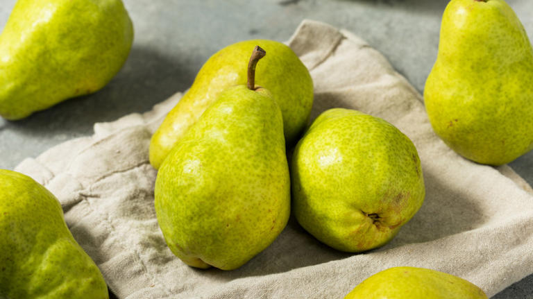 The Old School Fruit Pie Flavor That Still Deserves A Seat At The Table