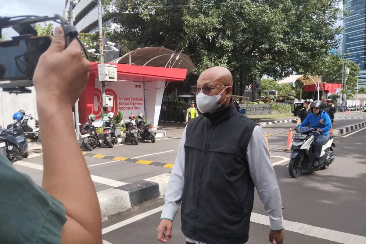 Setelah Diperiksa KPK, Sekretaris Baznas Pilih Bungkam