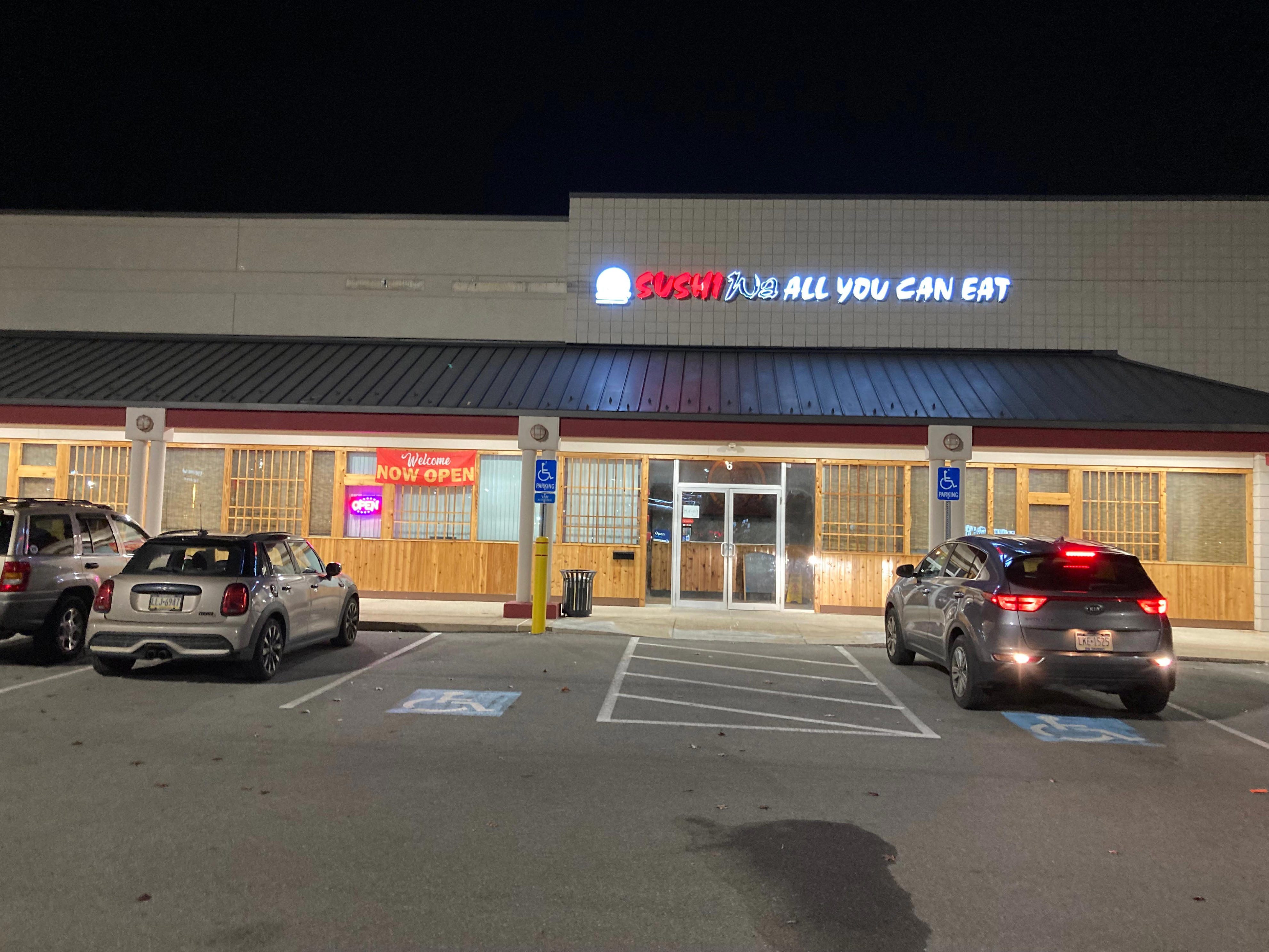 Sushi served as new Beaver County restaurant officially opens
