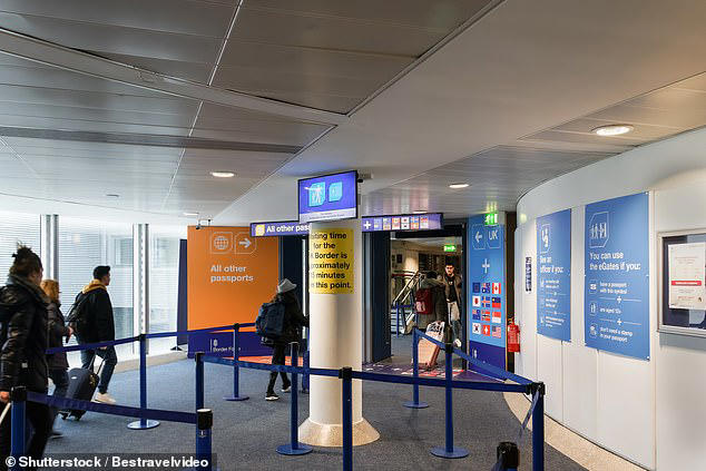 Major passport control change set to reduce long airport queues for Brits