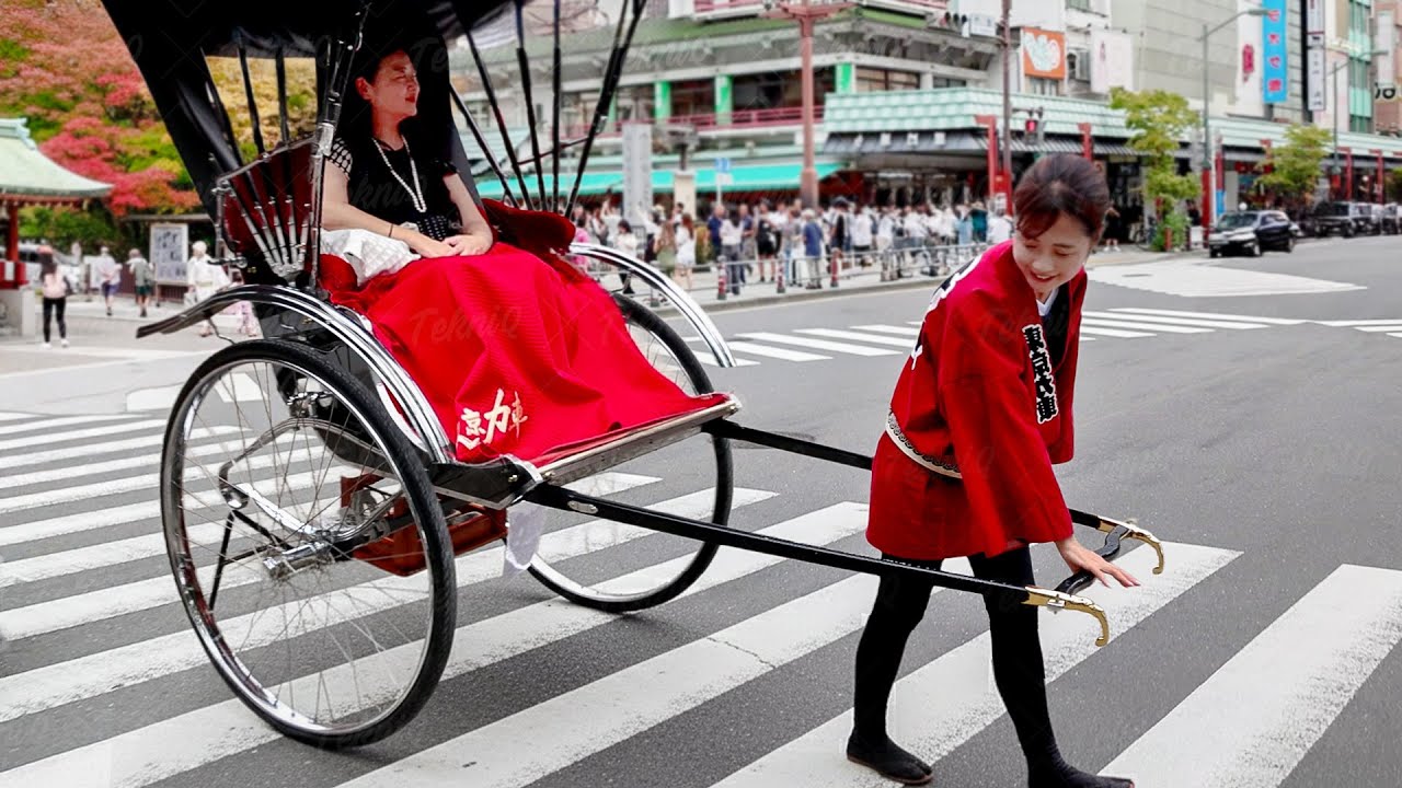 A Day in the Life of a Japanese Rickshaw Puller in Tokyo...