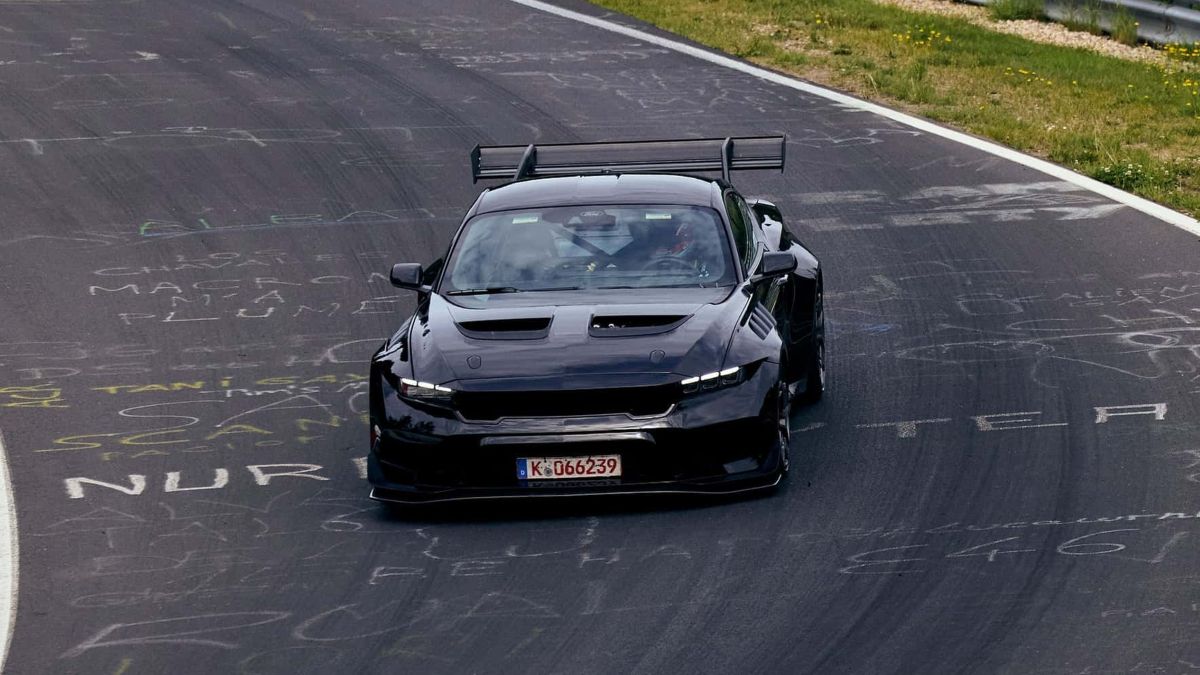 Η Ford Racing ετοιμάζει νέο σπορ αυτοκίνητο-έκπληξη