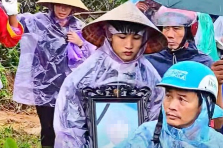 Bắt học sinh lớp 11 đánh bạn tử vong ở Hà Tĩnh