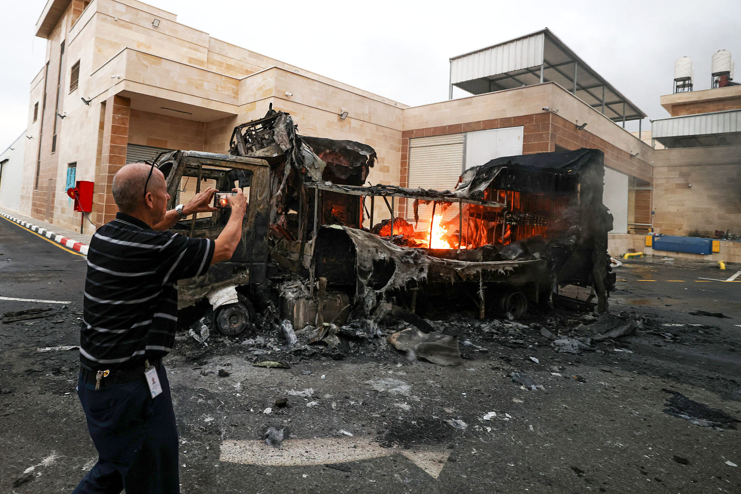 Masked Israeli settlers attack Palestinian villages and IDF soldiers in ...