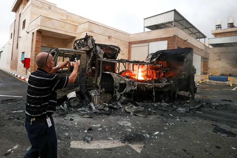 Masked Israeli settlers attack Palestinian villages and IDF soldiers in ...