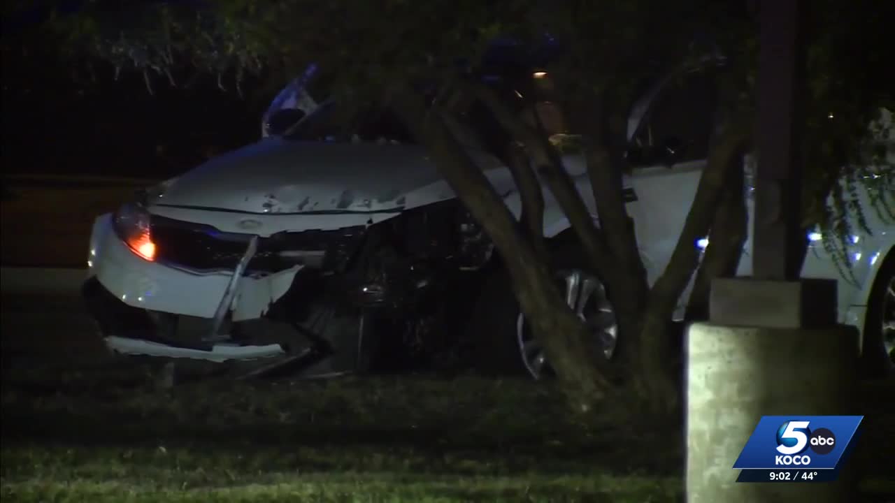 Suspect search underway after police chase ends in northwest Oklahoma City