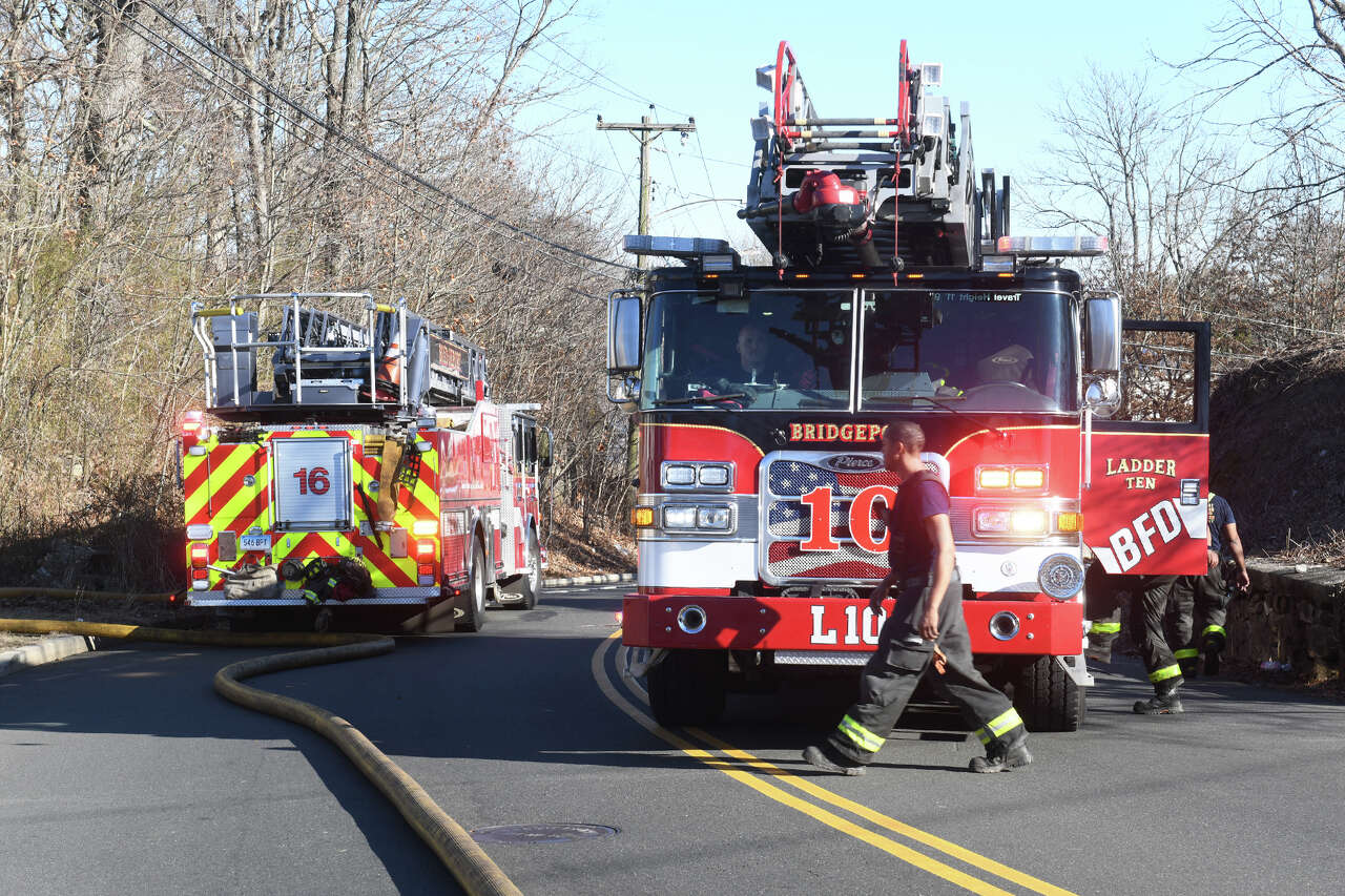 5 adults, 2 children displaced by Bridgeport fire on Cleveland Avenue ...
