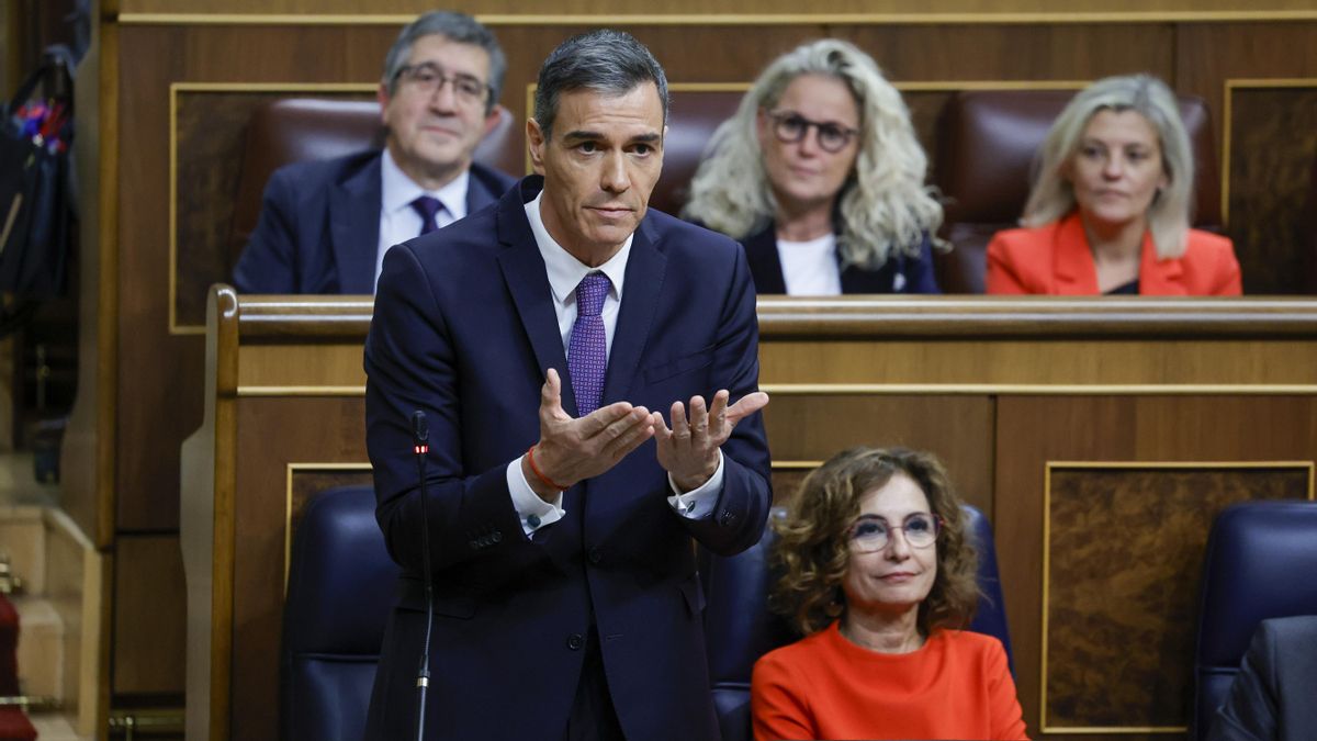 Sánchez y Feijóo se enzarzan sobre Extremadura: "La hoja de servicios ...