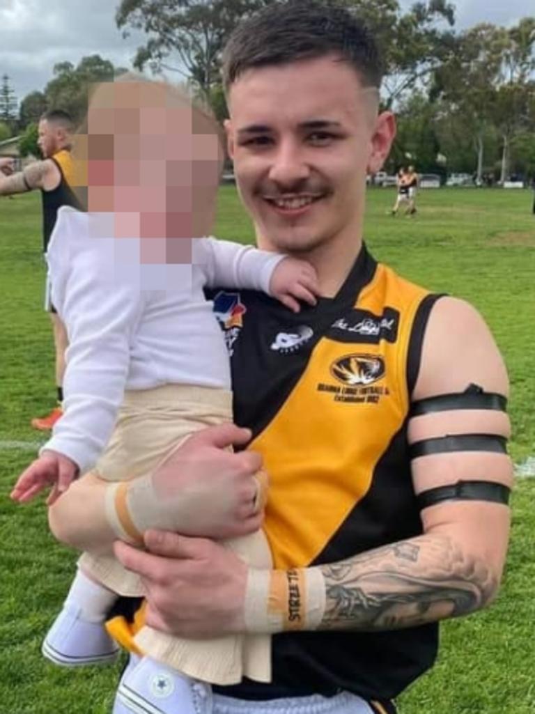 Young dad killed in alleged hitandrun(00)