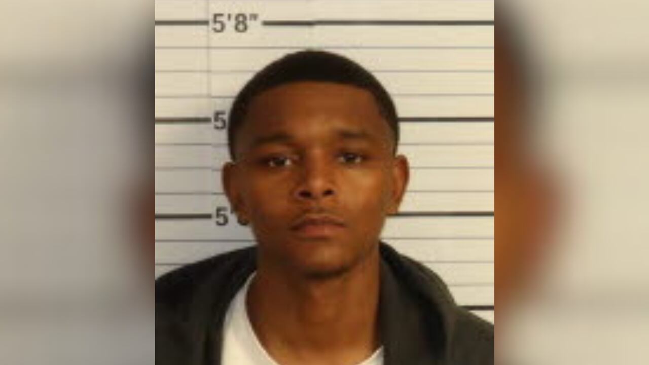 MPD officer’s windshield shot during high-speed chase, court docs show
