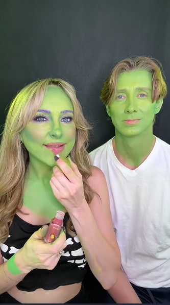 Unexpected Shrek Transformation – Costume & Makeup!