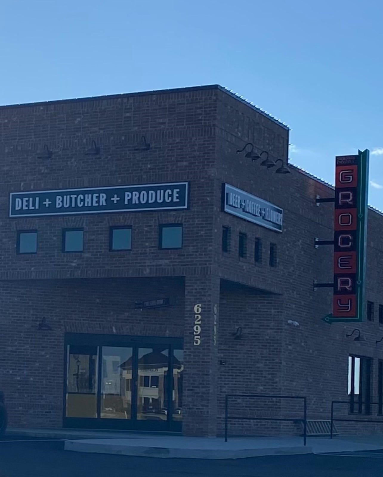 When is South Point Grocery opening new store at Silo Square in ...