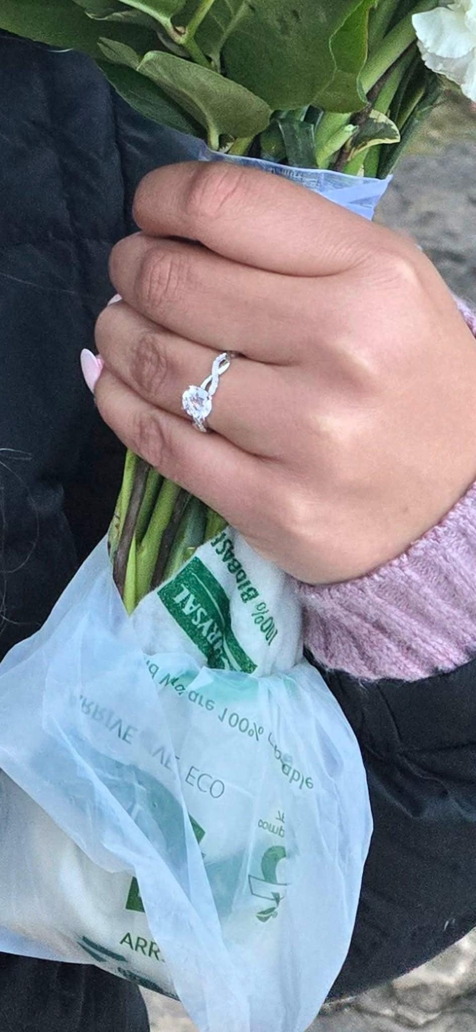 little-chute-couple-lost-engagement-ring-at-nov-10-packers-game-two