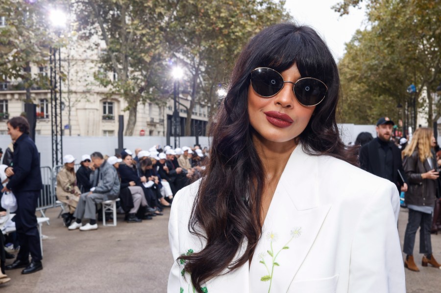 ‘The Good Place’ star Jameela Jamil reportedly slams AI actress Tilly(02)