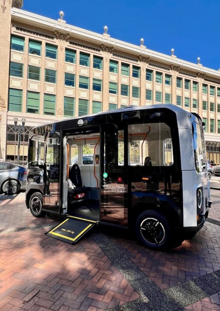 JTA and German automaker HOLON unveil prototype for new autonomous vehicles