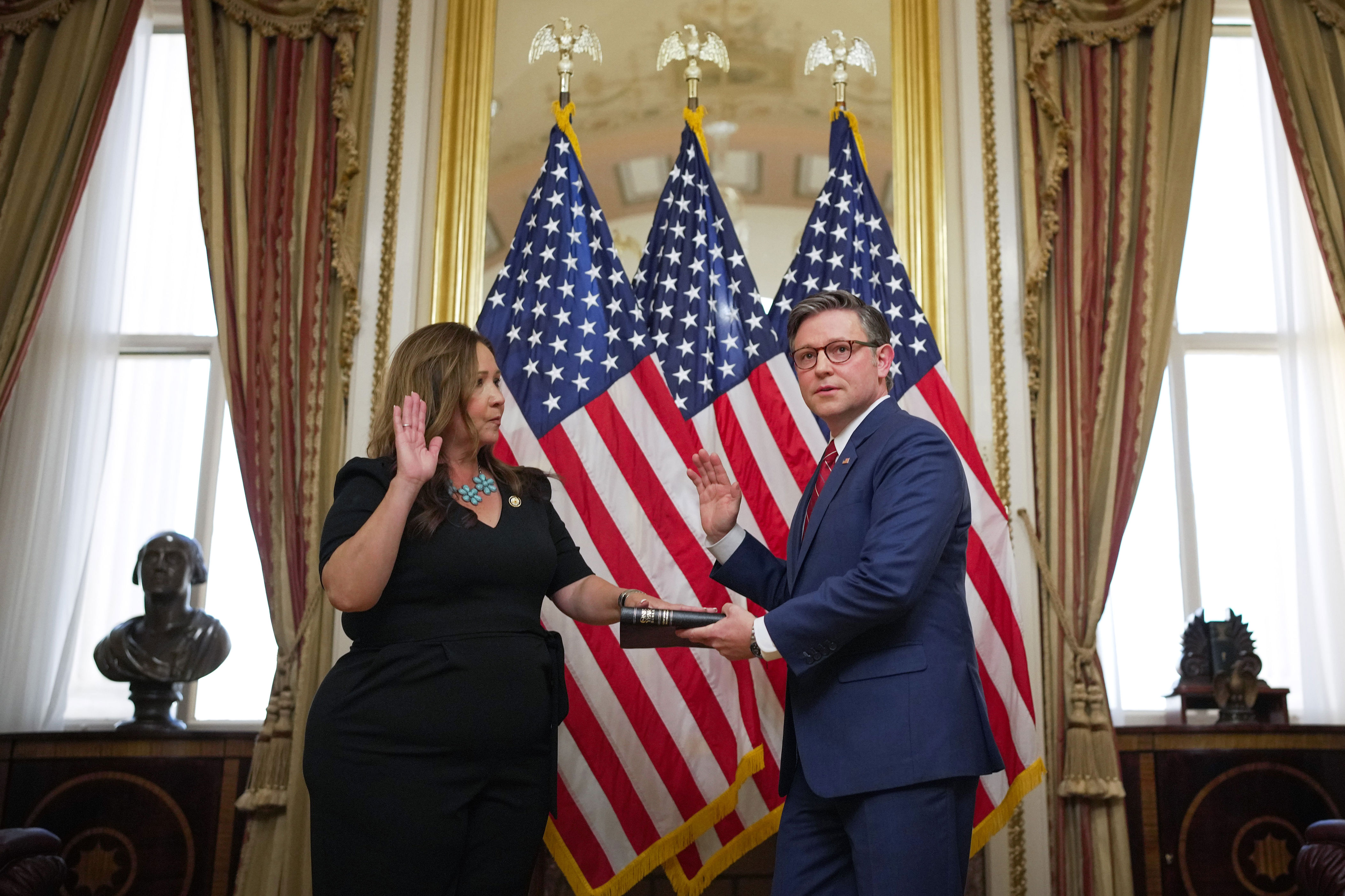 Arizona Rep blasts Trump and Congress during her swearing in ceremony