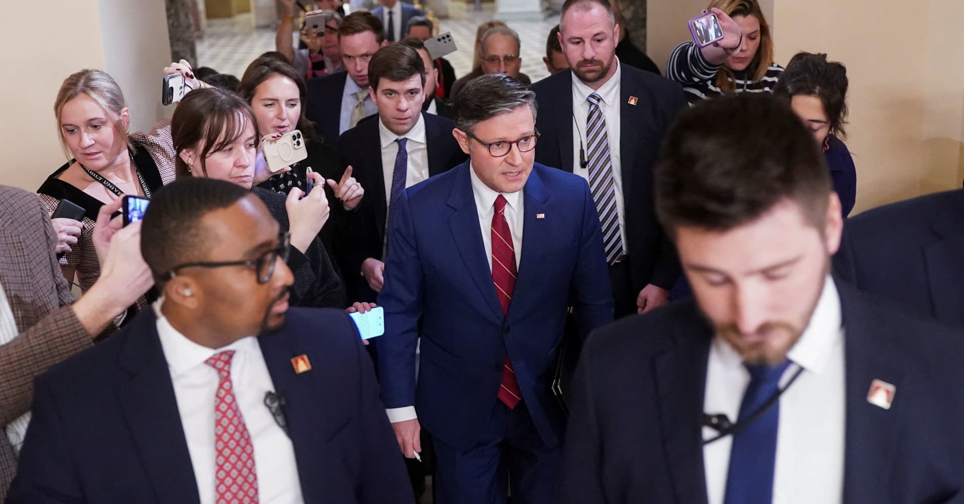 Government shutdown: House clears procedural hurdle to vote on funding bill