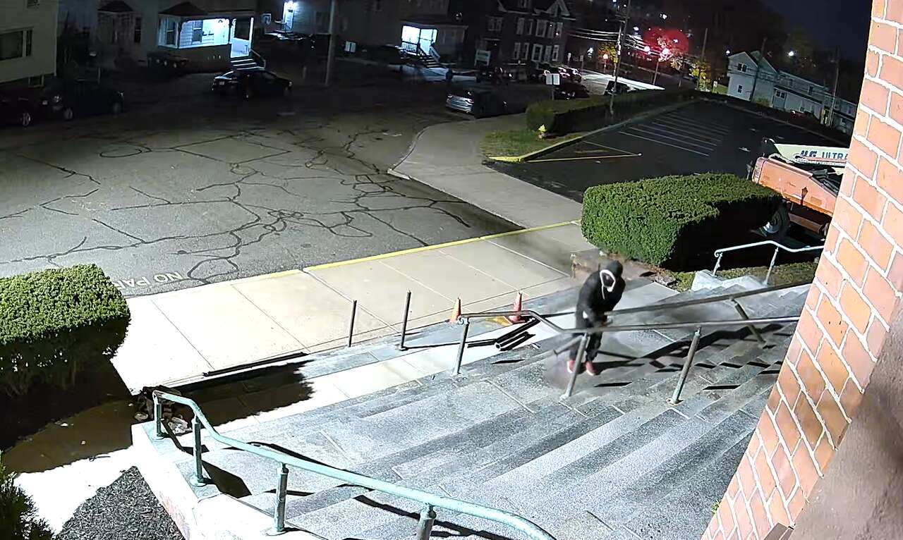 Meriden police seek person who stole $8K in railings from church