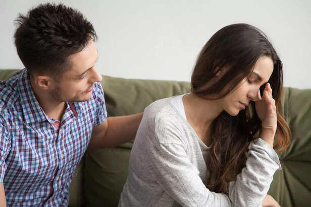 8 Clear Signs It’s Time to Let Go of Your Relationship