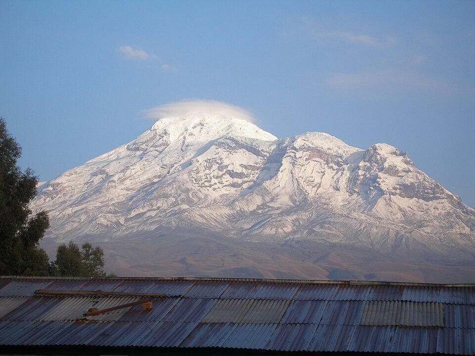 6 Fakta Mengejutkan Chimborazo, Gunung Tersembunyi yang Tak Kalah Tinggi dari Everest