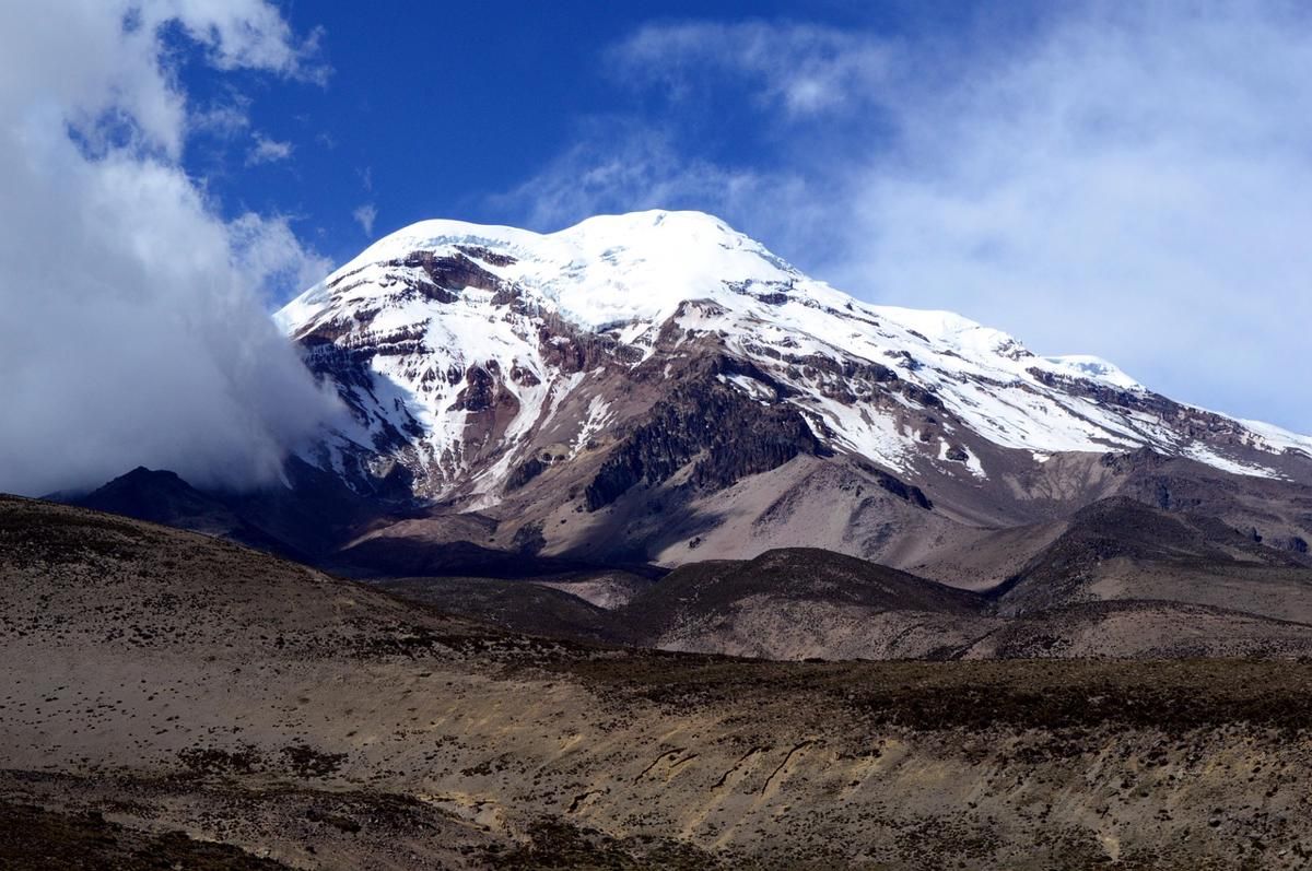 6 Fakta Mengejutkan Chimborazo, Gunung Tersembunyi yang Tak Kalah Tinggi dari Everest