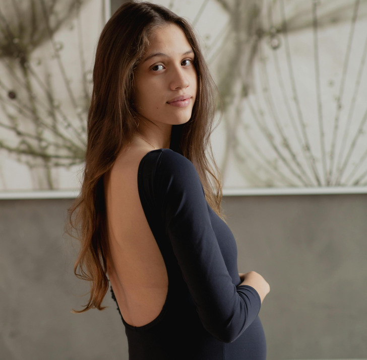 J’ai dit à mon fils que sa petite amie ne pouvait pas vivre chez nous si elle ne contribuait pas, et ça s’est retourné contre moi