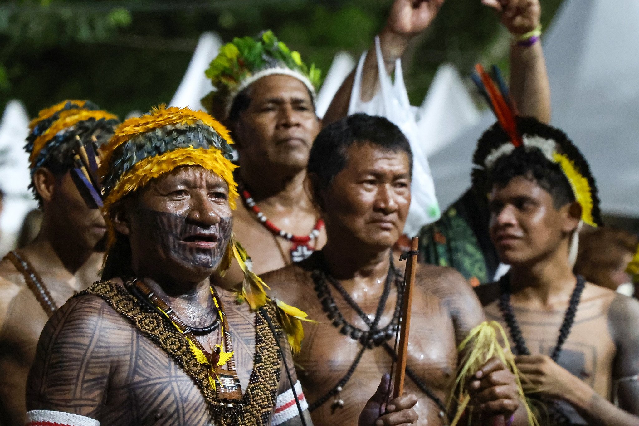 Demonstran Beradu dengan Pasukan Keamanan COP30
