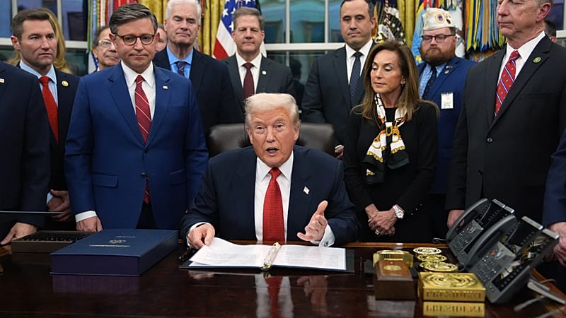 Trump signs funding bill, bringing an end to the 43-day government shutdown