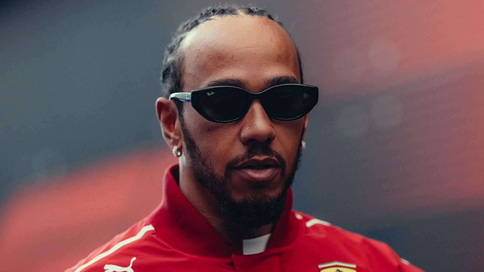 Lewis Hamilton rend un hommage puissant à sa maman pour ses 70 ans, son ...