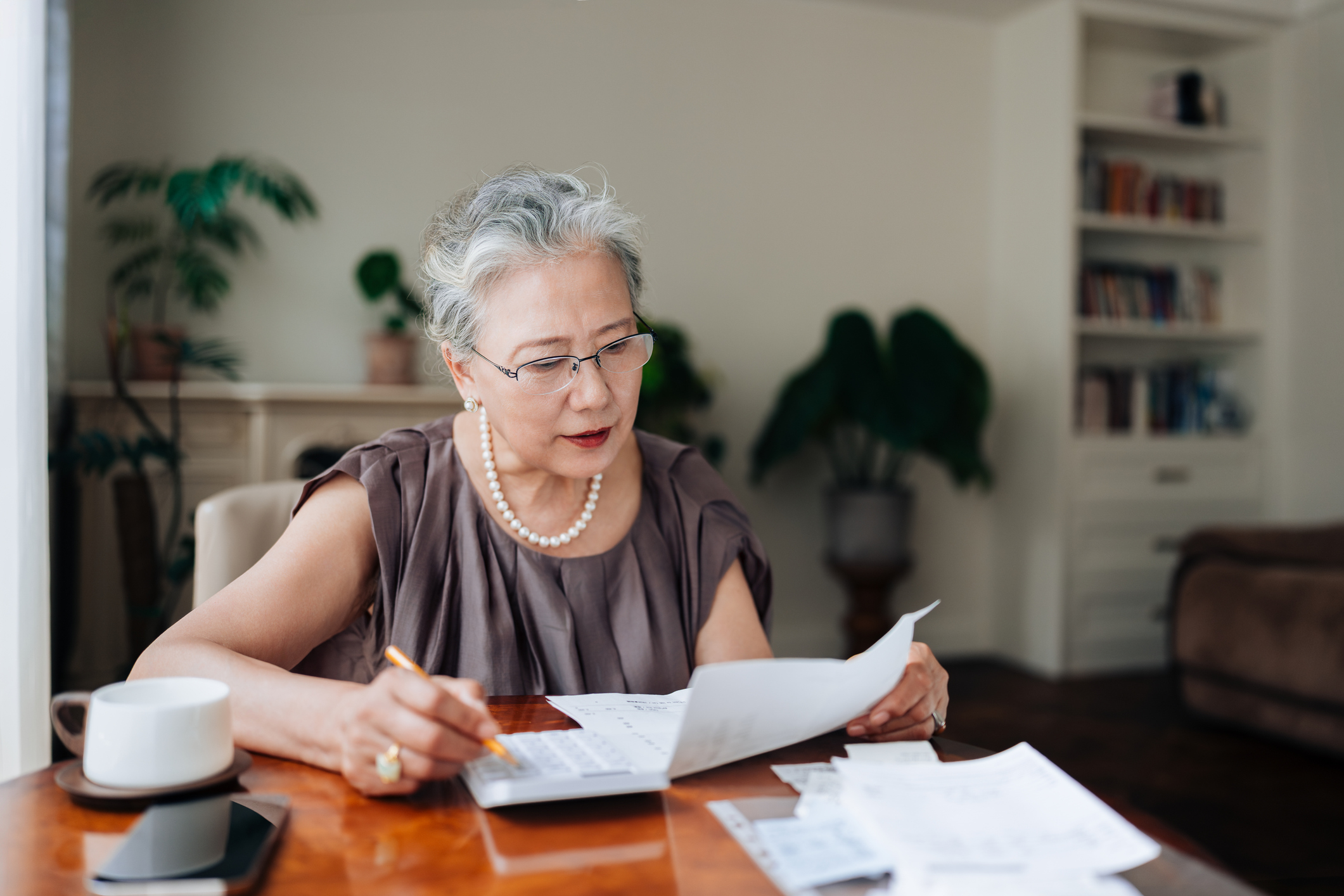Stop Overpaying for Healthcare: Expert Money-Saving Tips