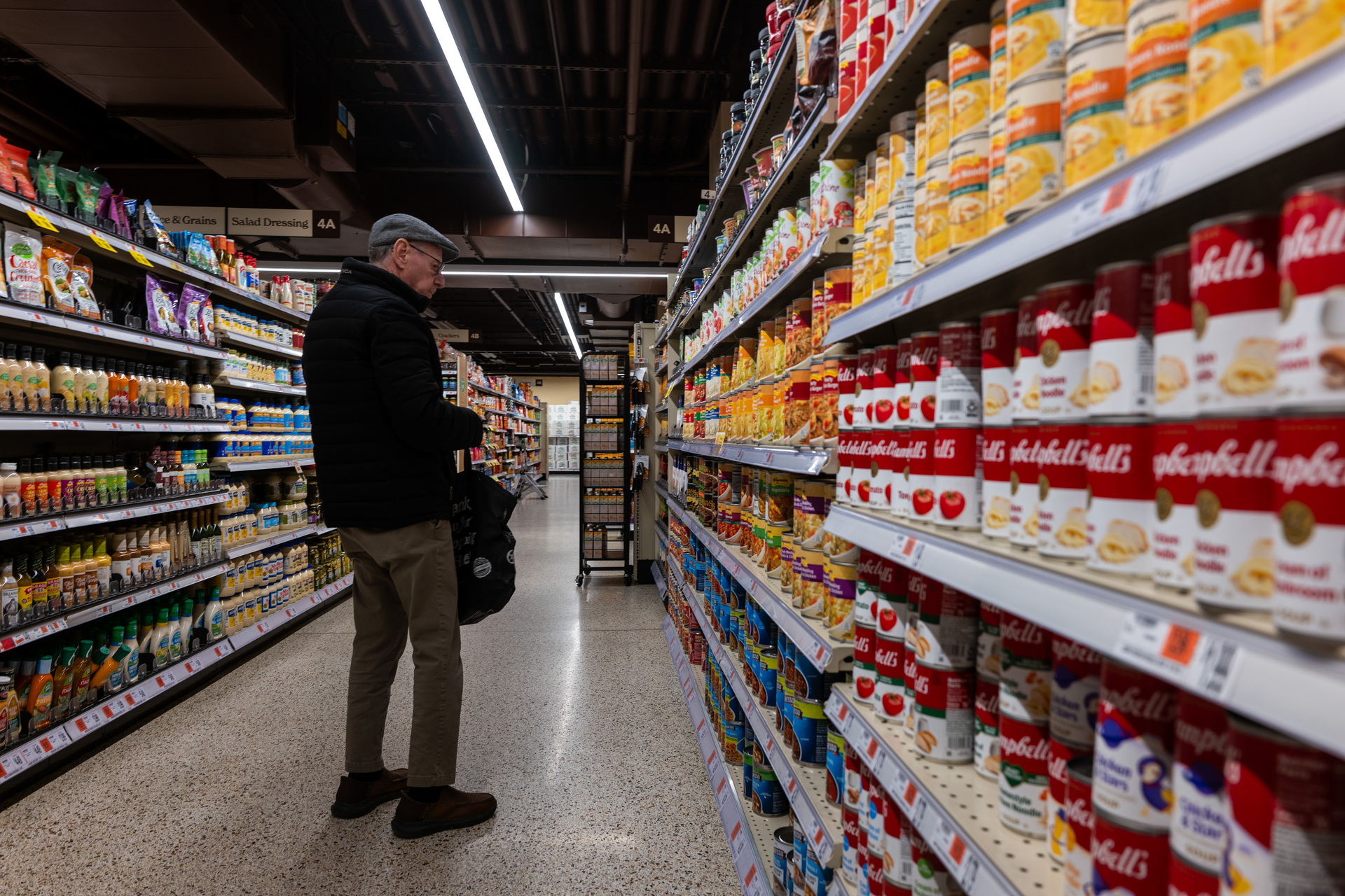 Trump issues tariff exemptions and new deals to cut grocery prices