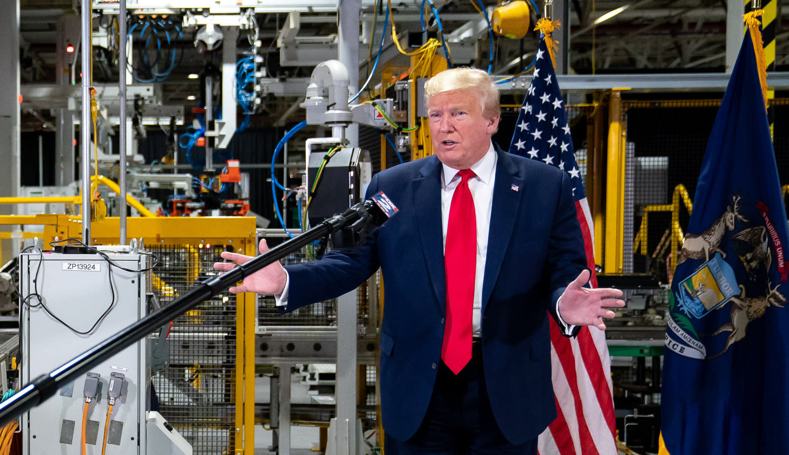 Experts say Trump economy 'not a pretty picture' as president faces ...