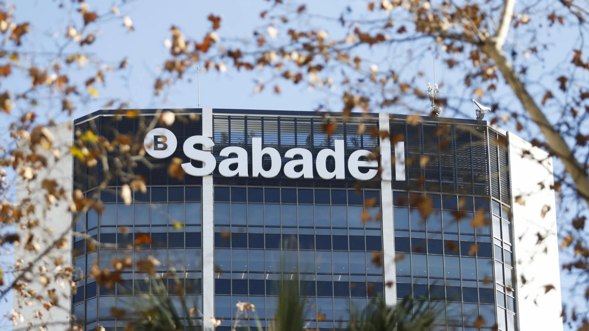 El Banco Sabadell logra un beneficio récord de 1.390 millones hasta ...