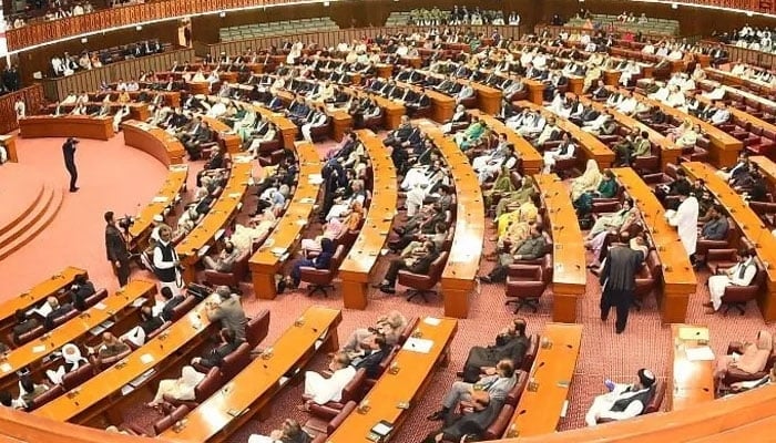 National assembly moves to modernize leadership across all three forces