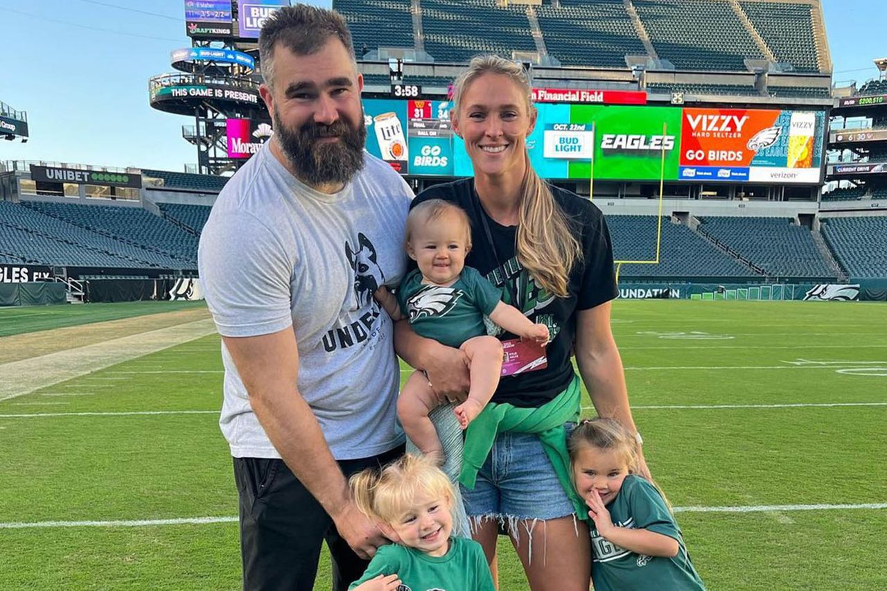 Jason and Kylie Kelce with their kids