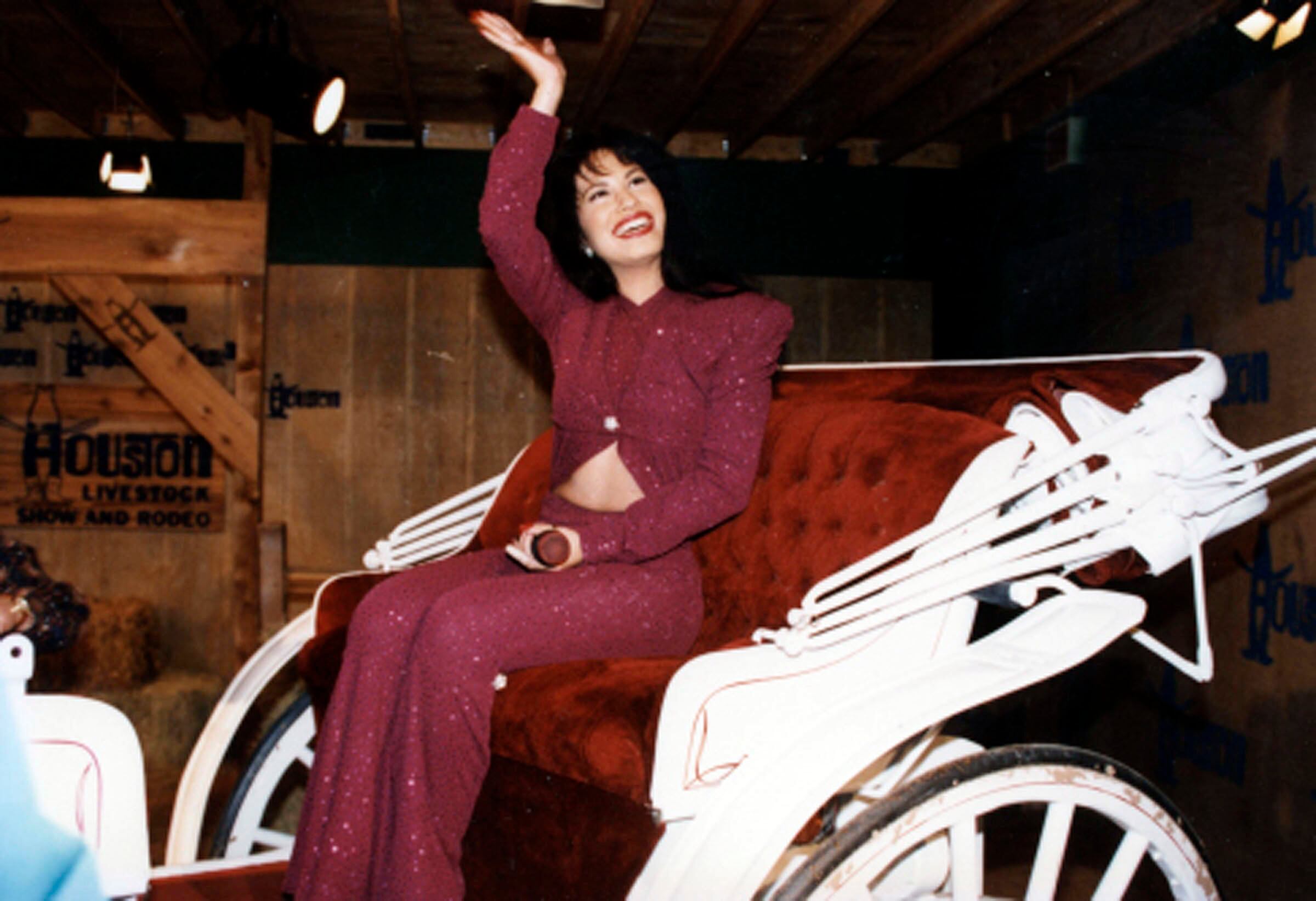 New documentary reveals the most intimate side of Selena Quintanilla(00)