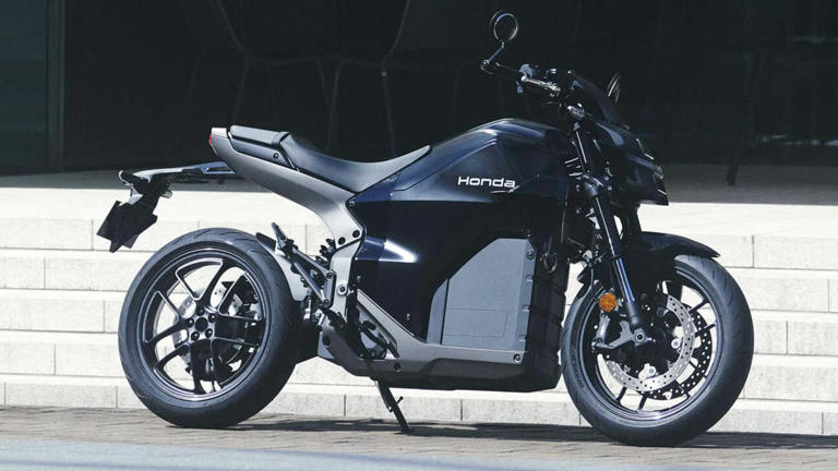 Honda Unveils Award-Winning Full-Size Electric Motorcycle Ahead of ... - Electric Honda Motorcycle Range Anxiety