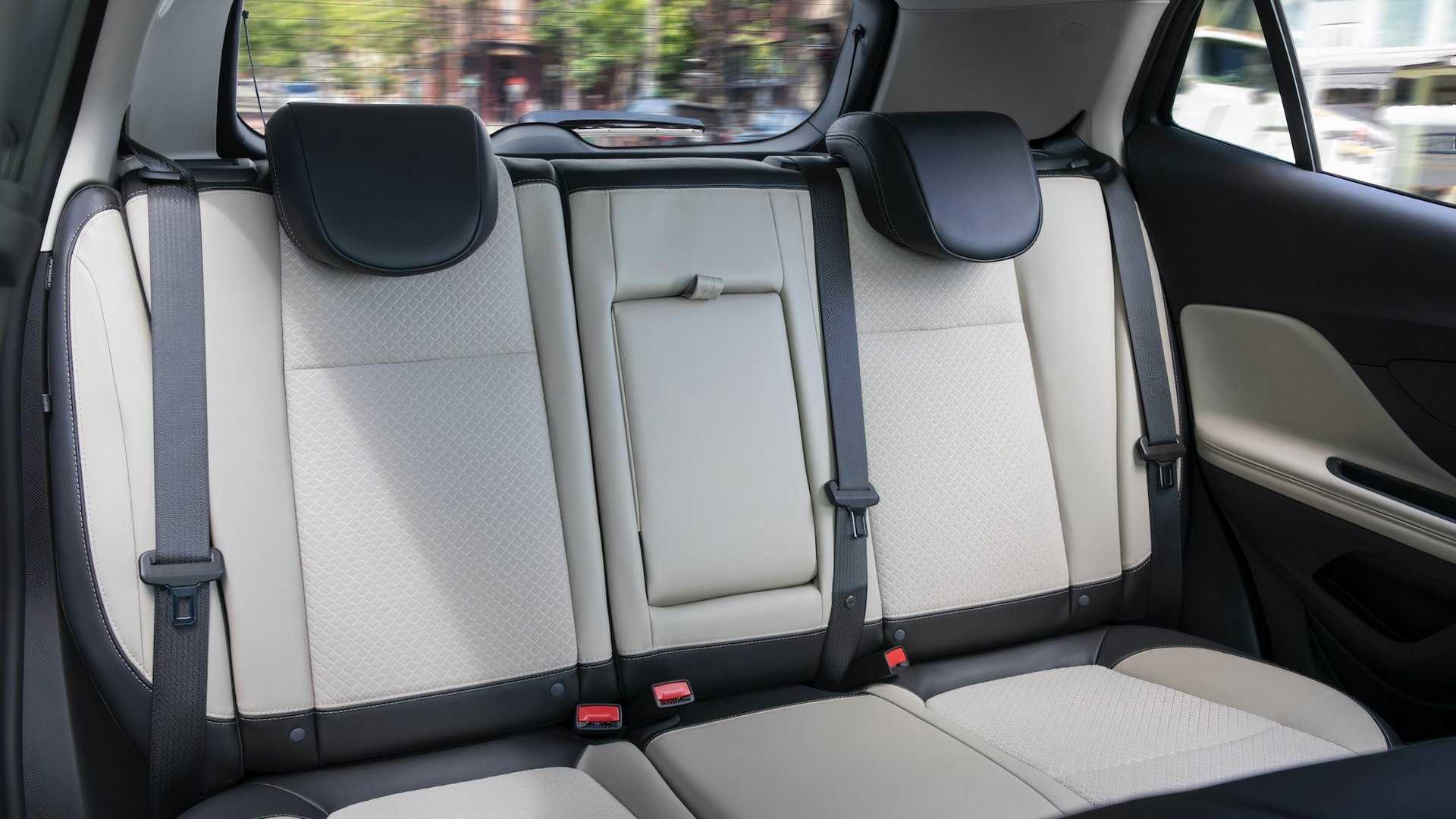 Interior shot of a 2025 Buick Enclave Avenir