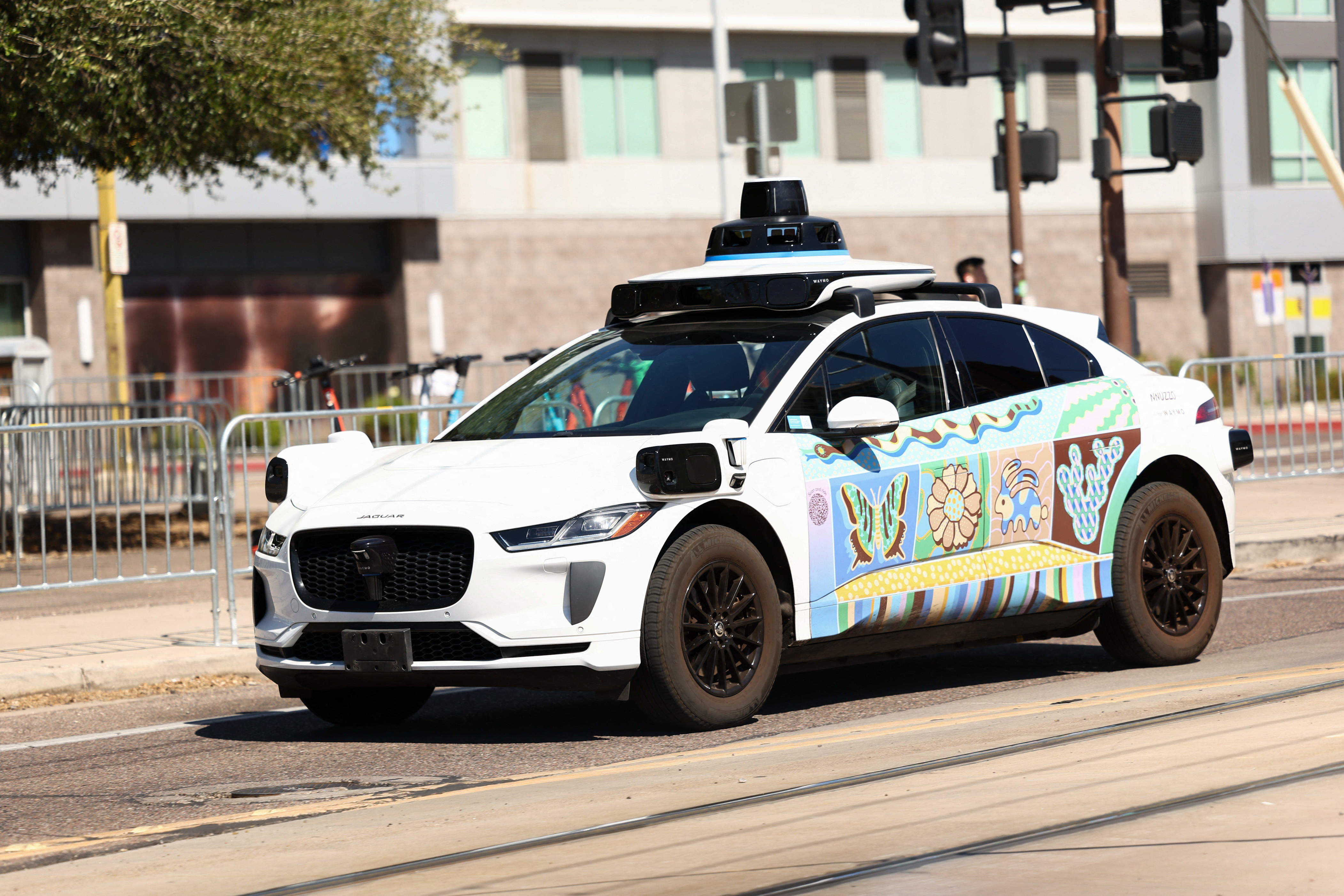 Waymo lanza su conducción autónoma en Miami, Dallas, Houston, San ...