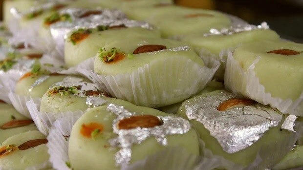 Lucknow food safety body seizes Rs 20 lakh worth of rotten, adulterated ...