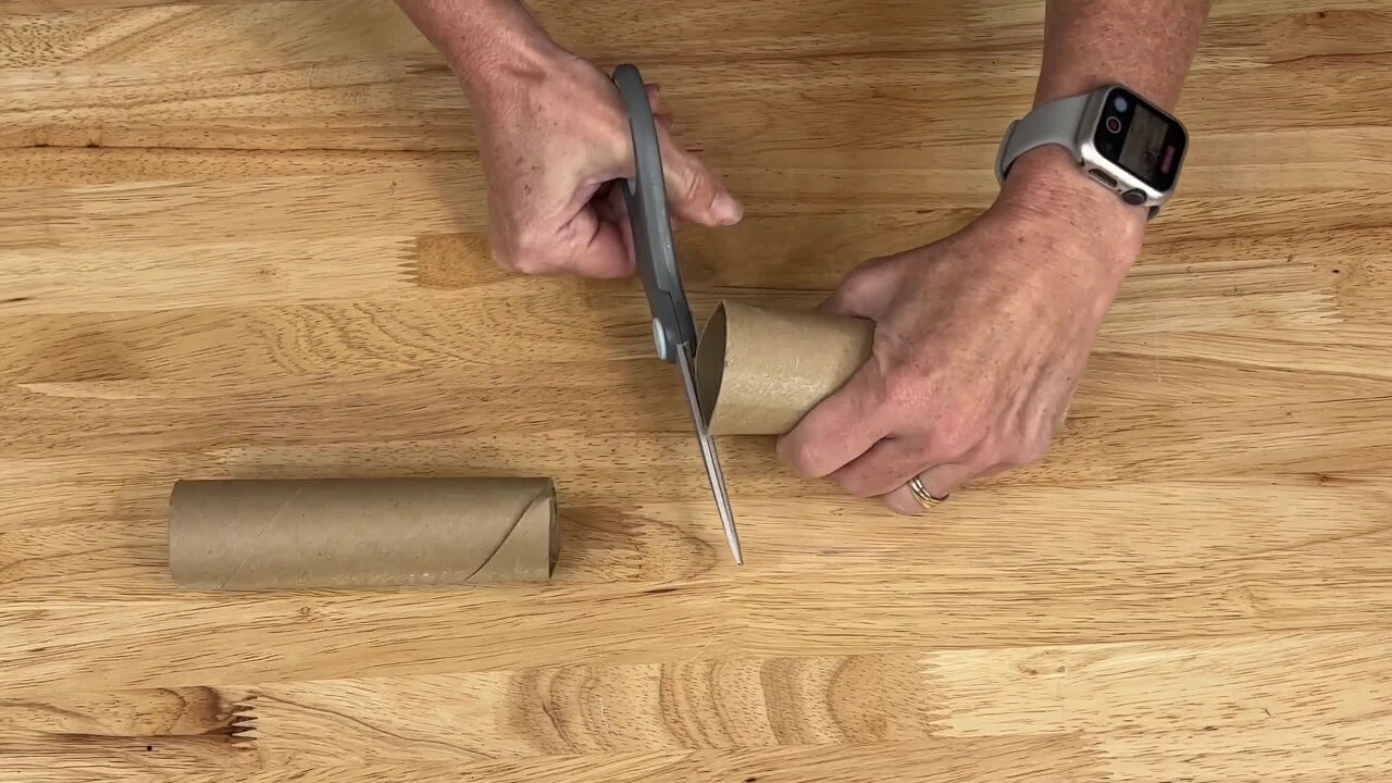 Pringles can nutcracker
