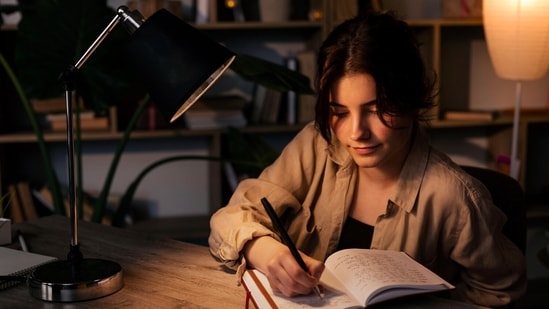 Trying to learn something? Study says best time to memorise is during ...