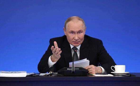 Putin issues 3-word vow to Venezuela as it ramps up support for Maduro