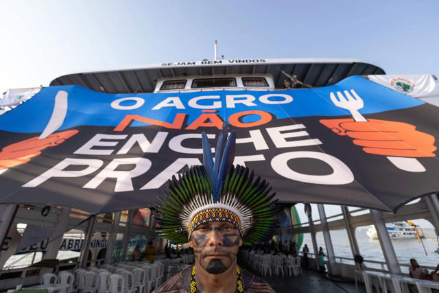 Ato reuniu milhares de pessoas de diferentes grupos sociais, com uma grande reivindicação comum: justiça climática