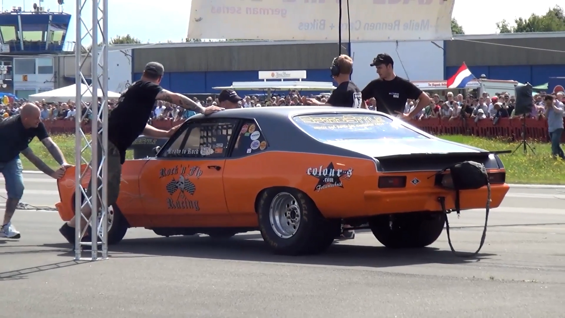 Original US V8 Engine Sound on Full Throttle