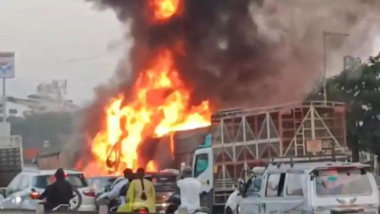 Pune road accident: Truck rams multiple vehicles; six dead, several injured