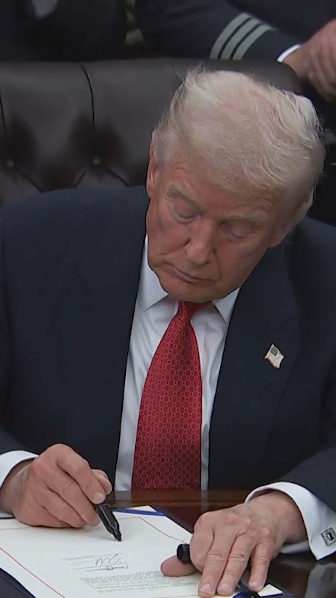 Trump signs government funding bill, ending shutdown after a record 43 ...