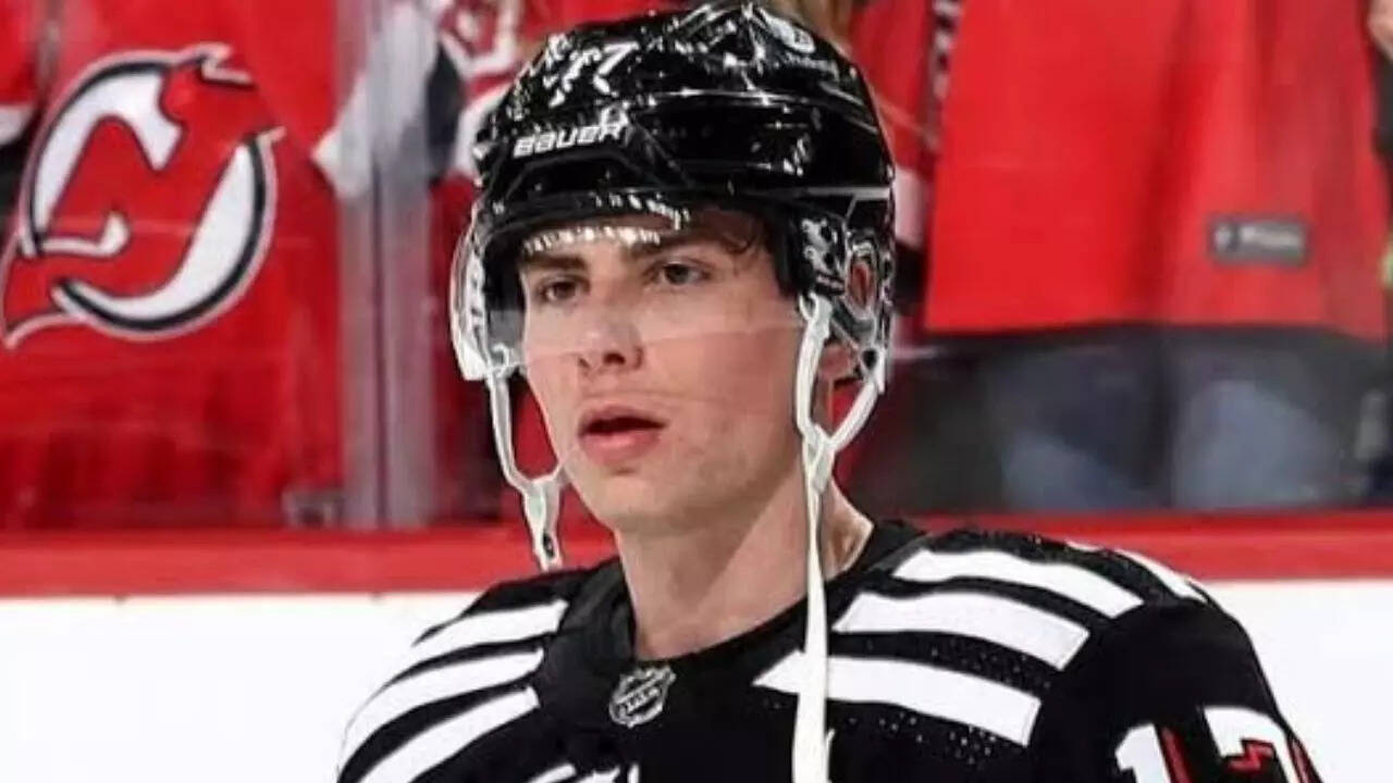 Simon Nemec net worth in 2025: Inside the NHL star&rsquo;s career